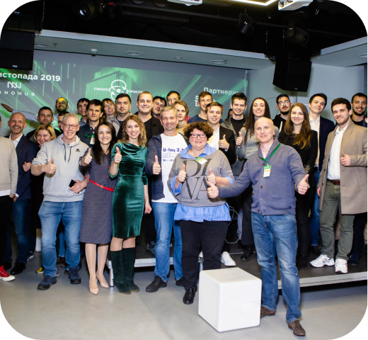 Міжнародна міждисциплінарна спільнота на урбан-хакатоні SYNCHRO SPACE у 2019 році